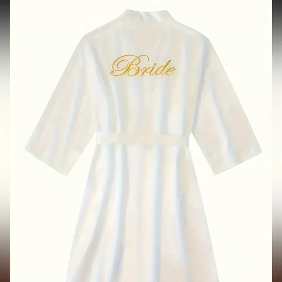 Bride Robe​​​​​ - Picture 3 of 4